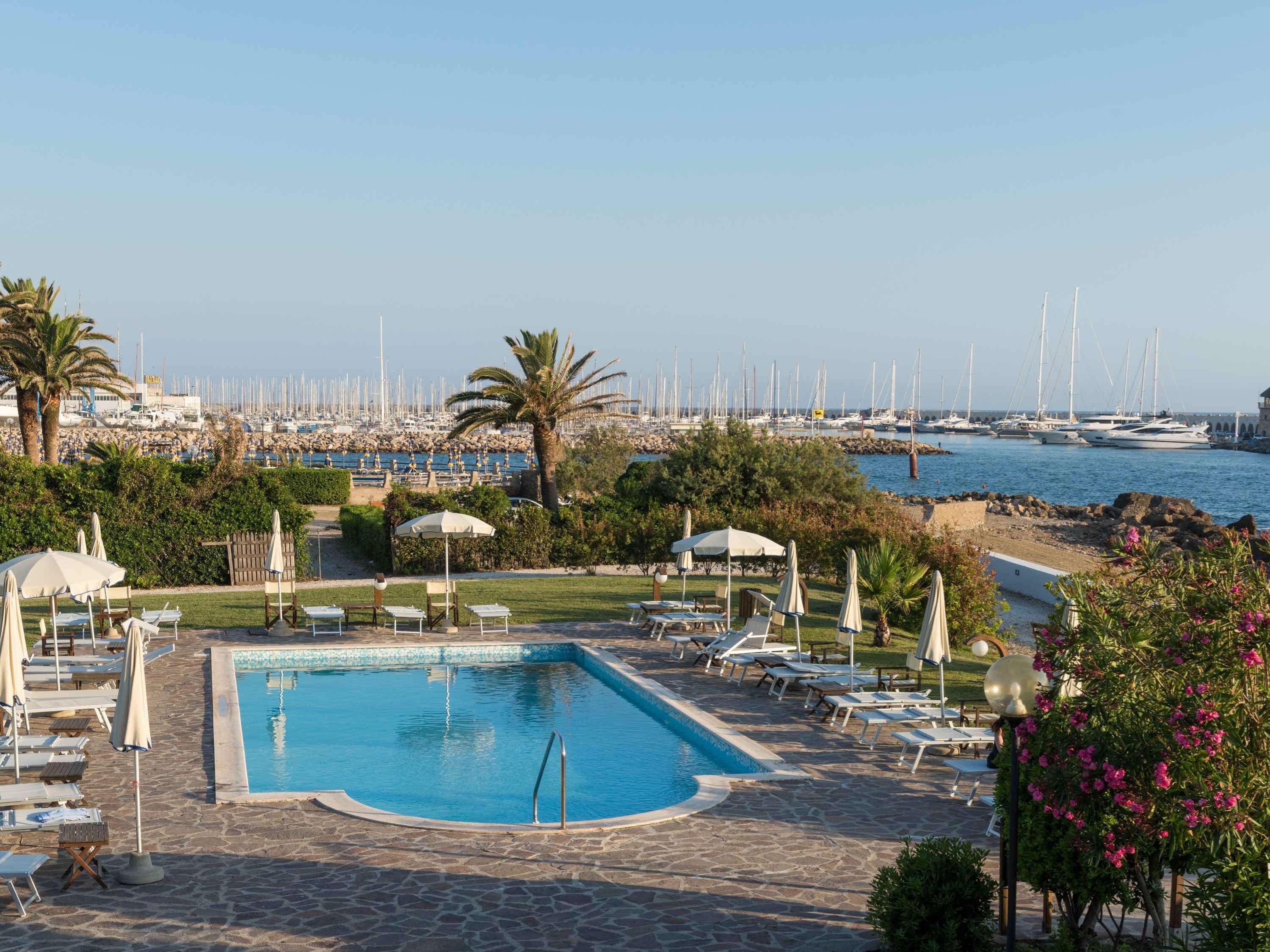 Sunbay Park Hotel Civitavecchia Exteriér fotografie