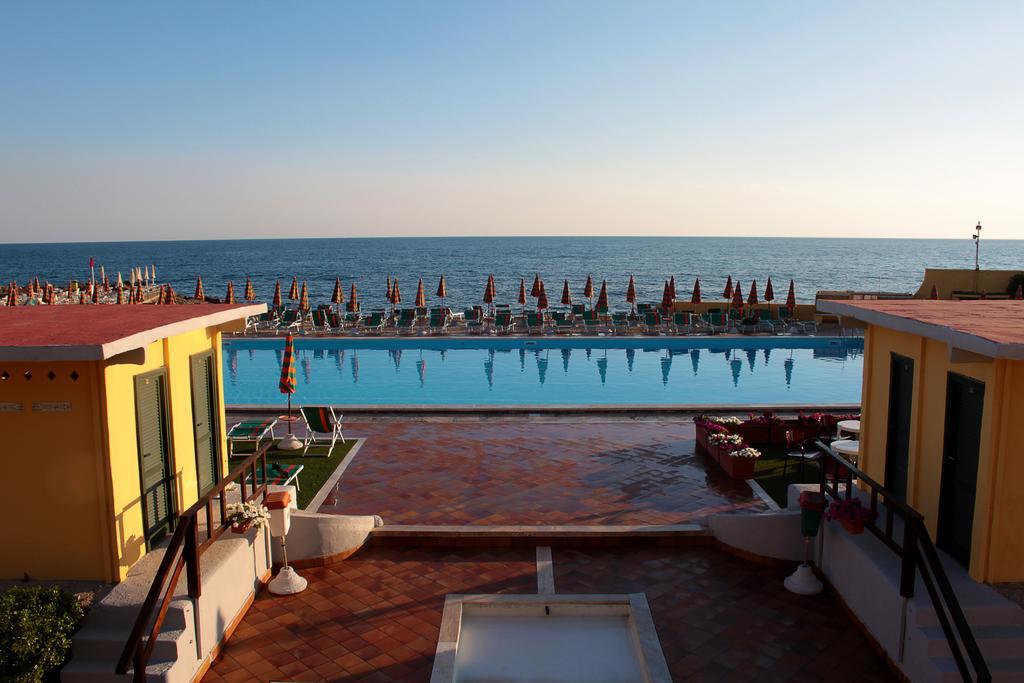 Sunbay Park Hotel Civitavecchia Exteriér fotografie