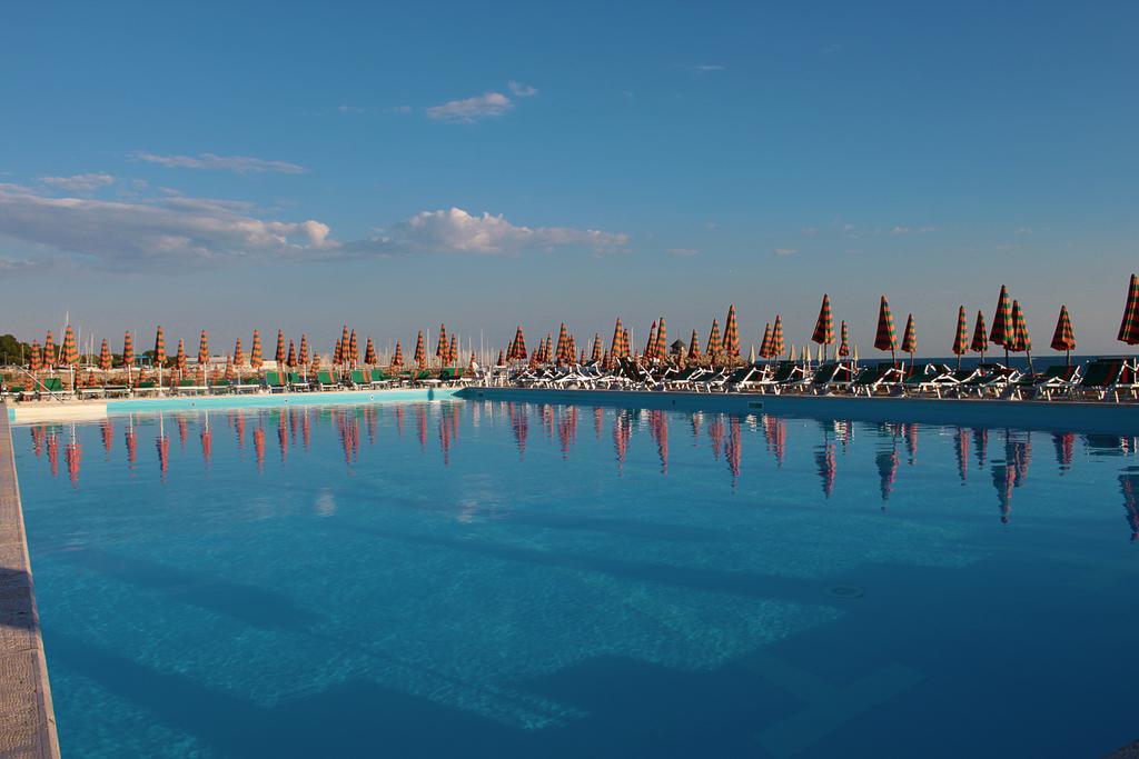 Sunbay Park Hotel Civitavecchia Exteriér fotografie
