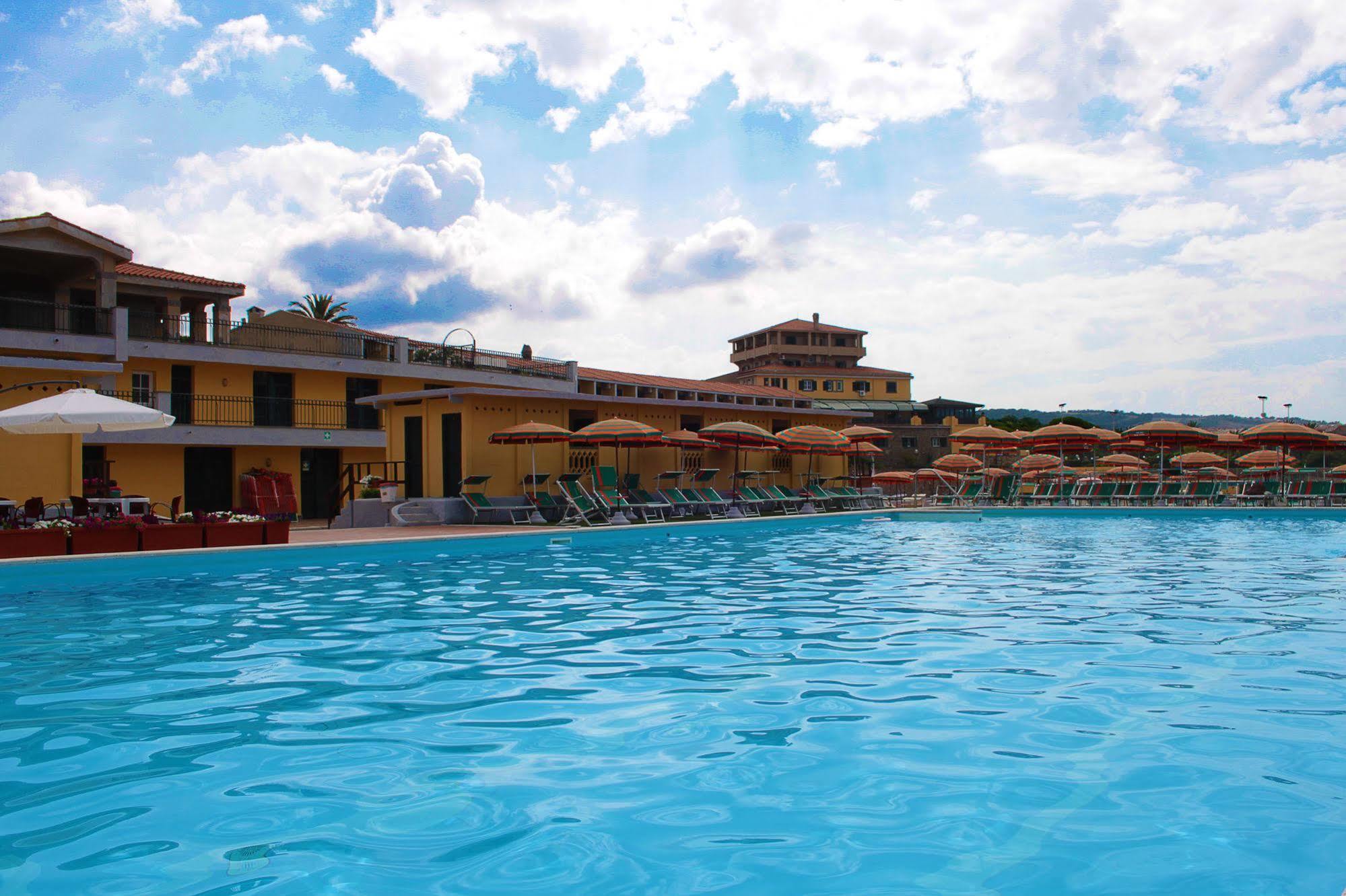 Sunbay Park Hotel Civitavecchia Exteriér fotografie